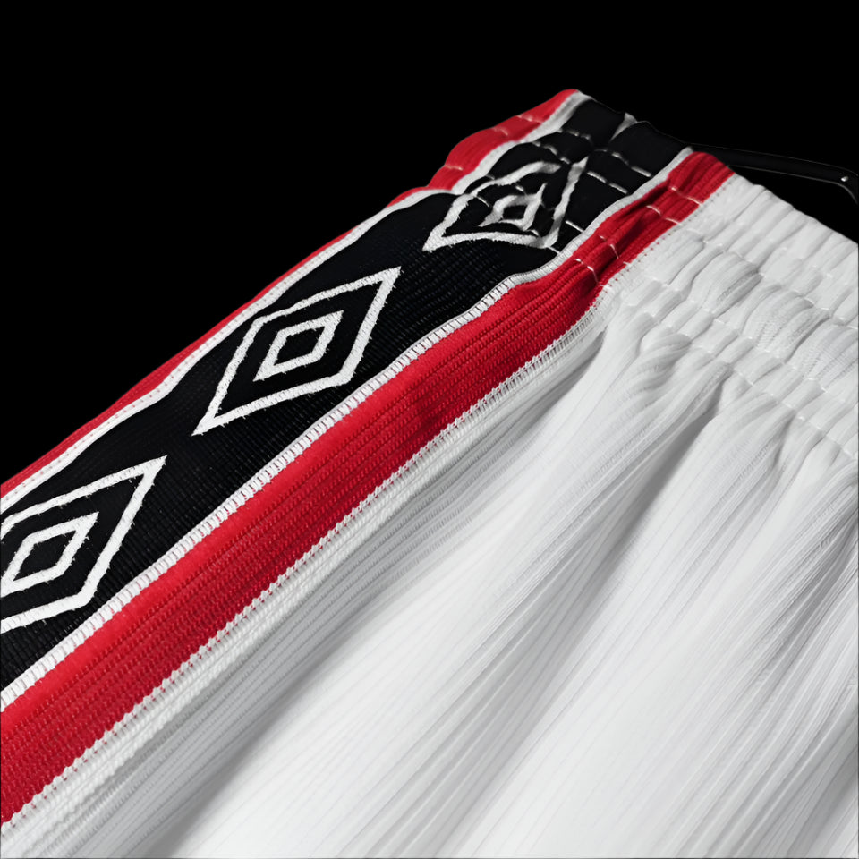 Man U 1998/1999 Retro White Shorts