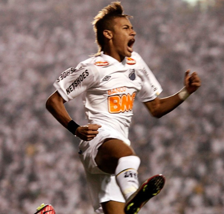 11/12 Neymar Santos Home