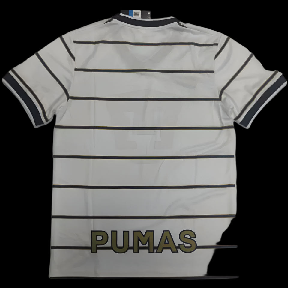 Pumas 1997 Whithe Home
