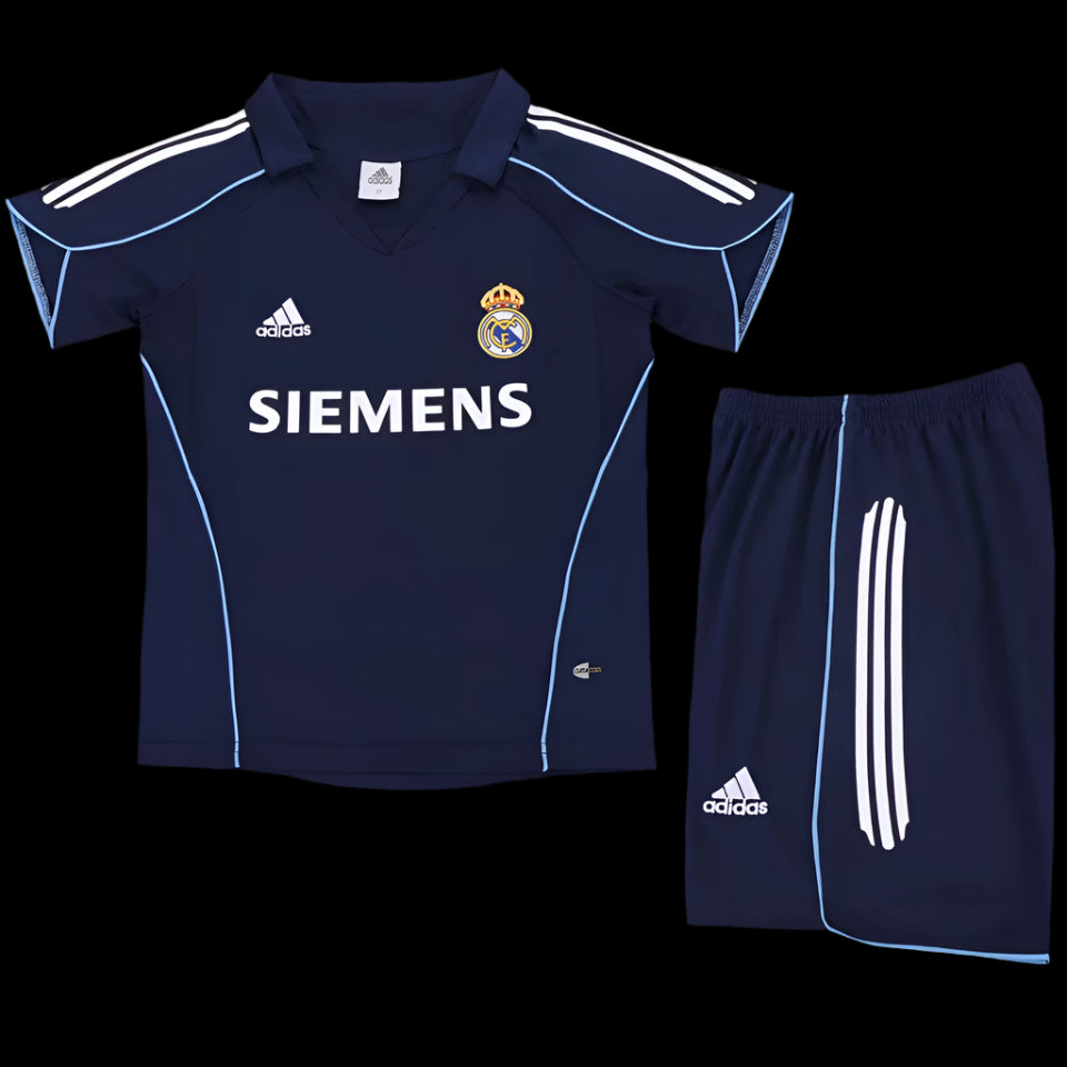 Real Madrid 2005/06 Away Blue Retro (KIDS)