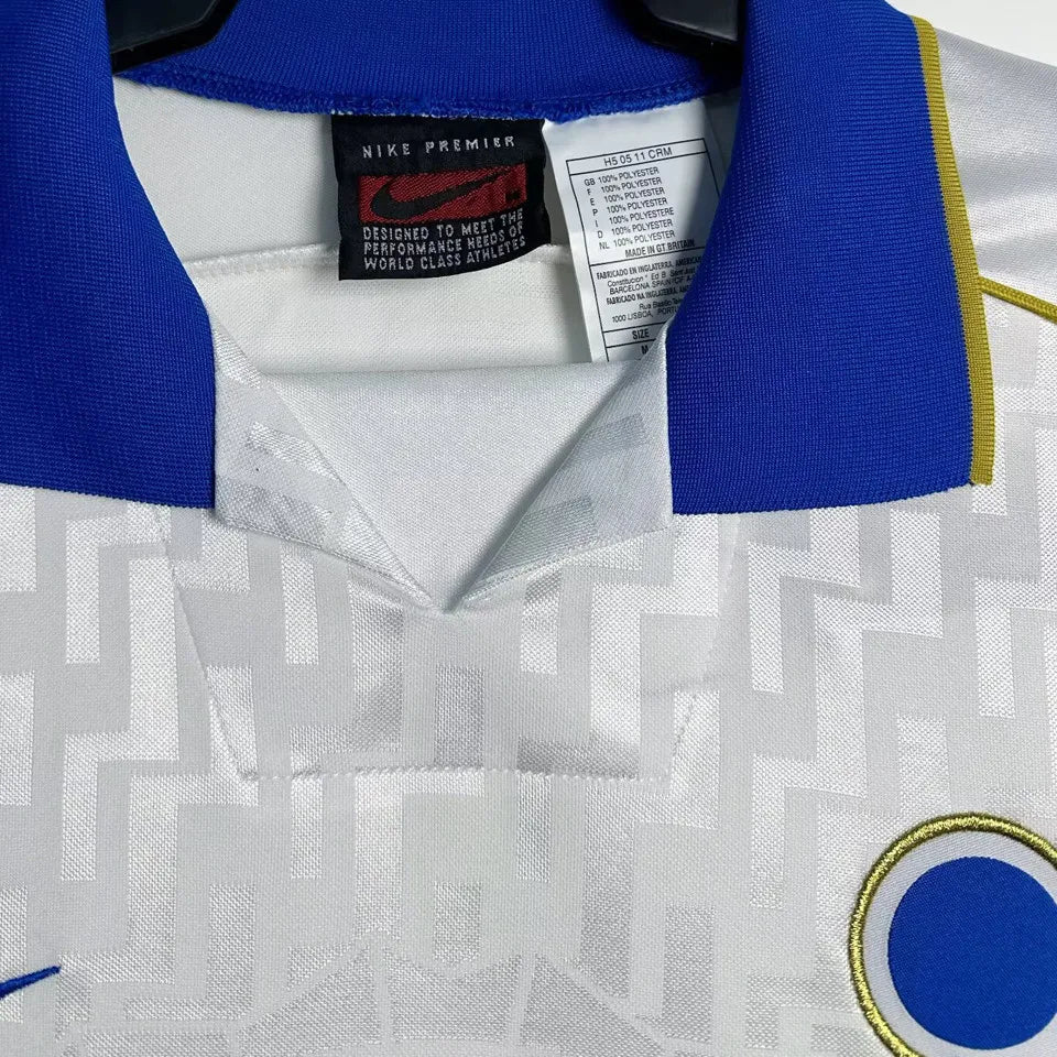 Italy 1995 Away Retro Kit