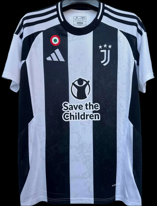 Juventus 24/25 Home Kit