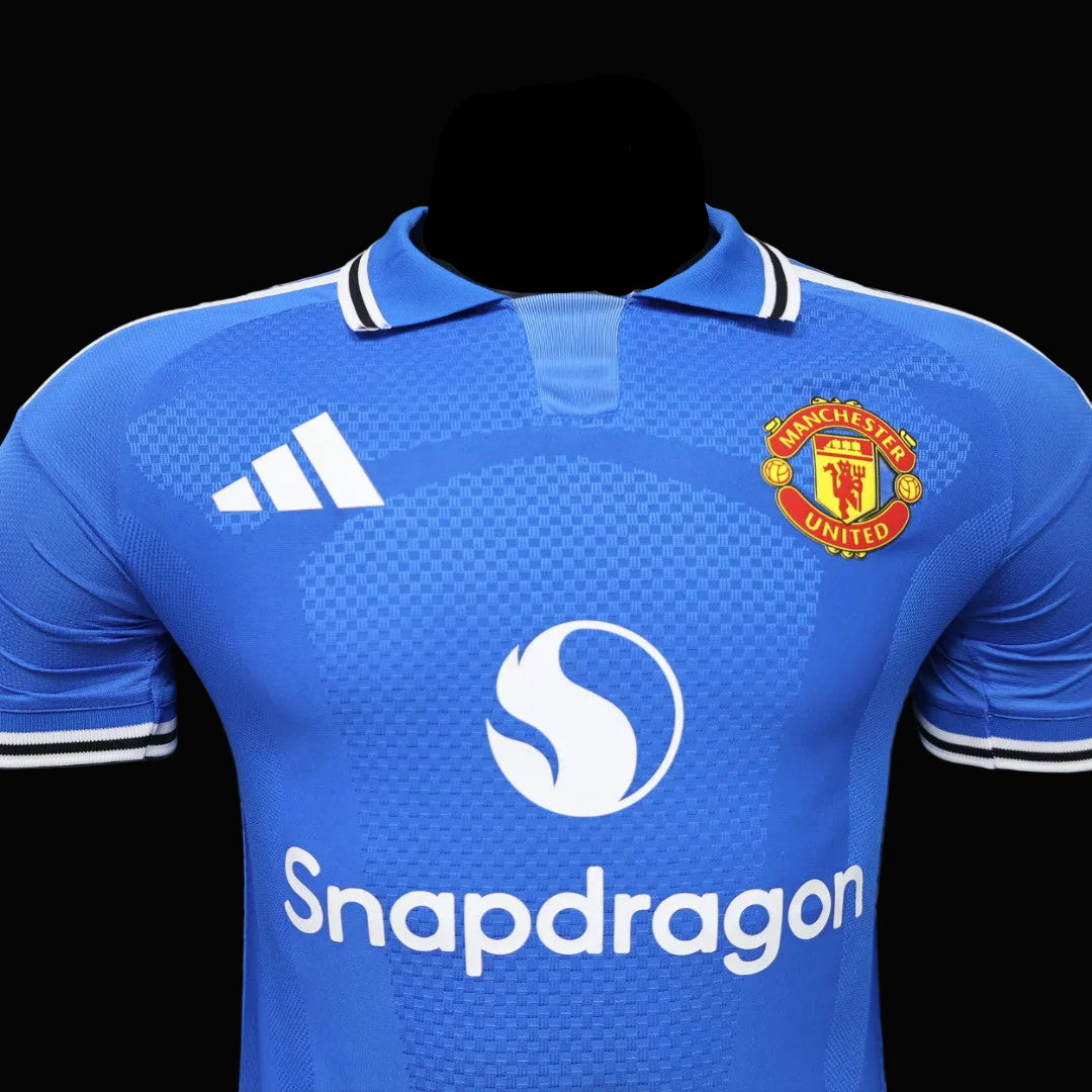 Manchester United 26/27 Away